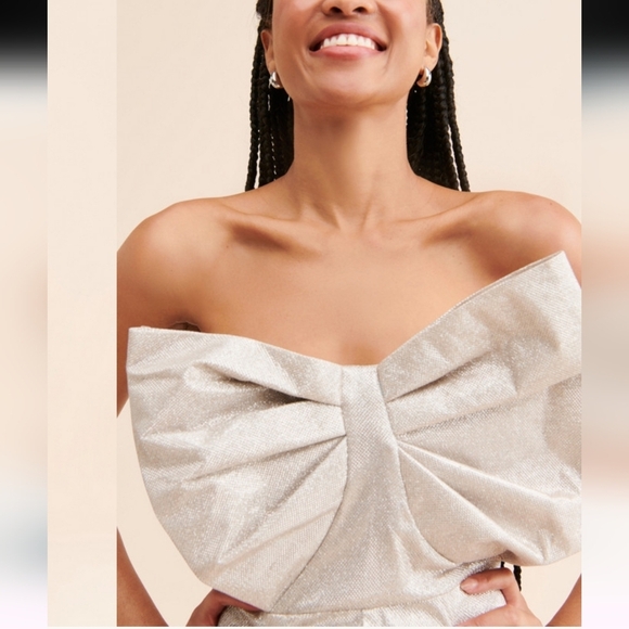 AUDETTE ASTRA FRONT BOW ROMPER CHAMPAGNE COLOR SIZE LARGE - Picture 3 of 13